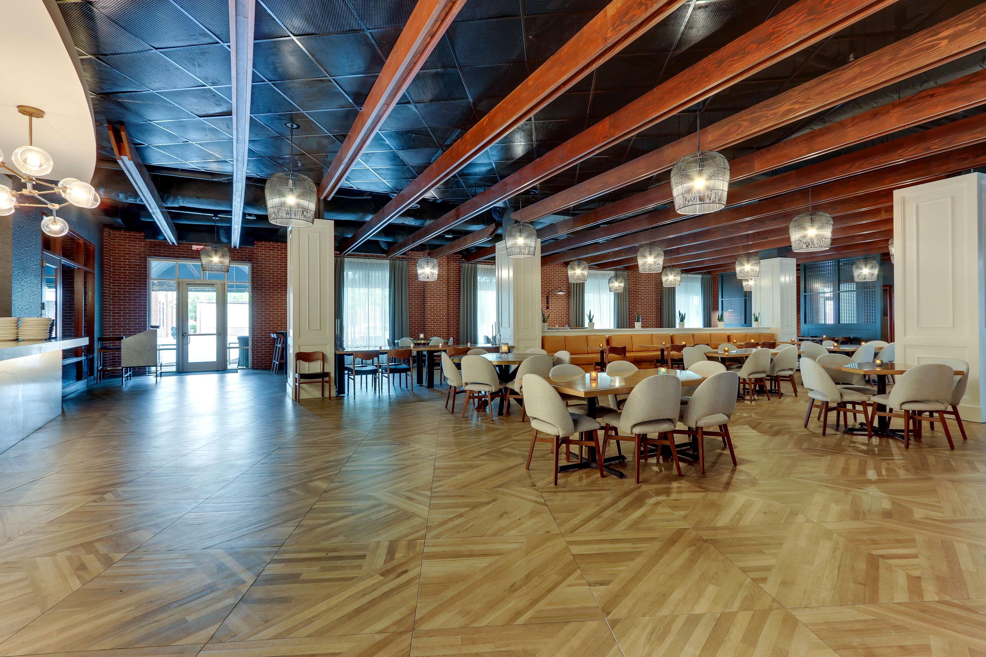 The Chattanoogan Hotel, Curio Collection By Hilton Εξωτερικό φωτογραφία