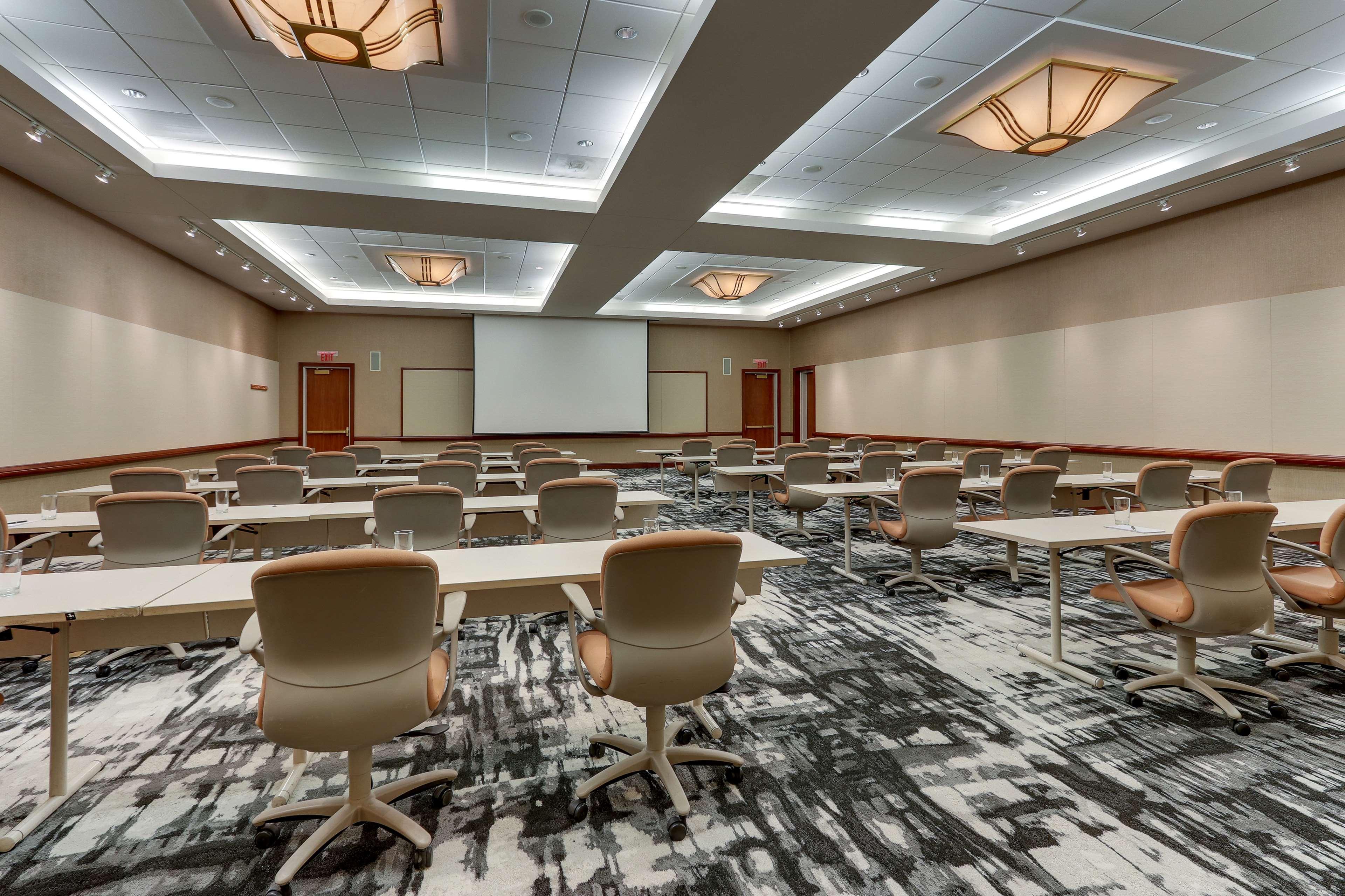 The Chattanoogan Hotel, Curio Collection By Hilton Εξωτερικό φωτογραφία